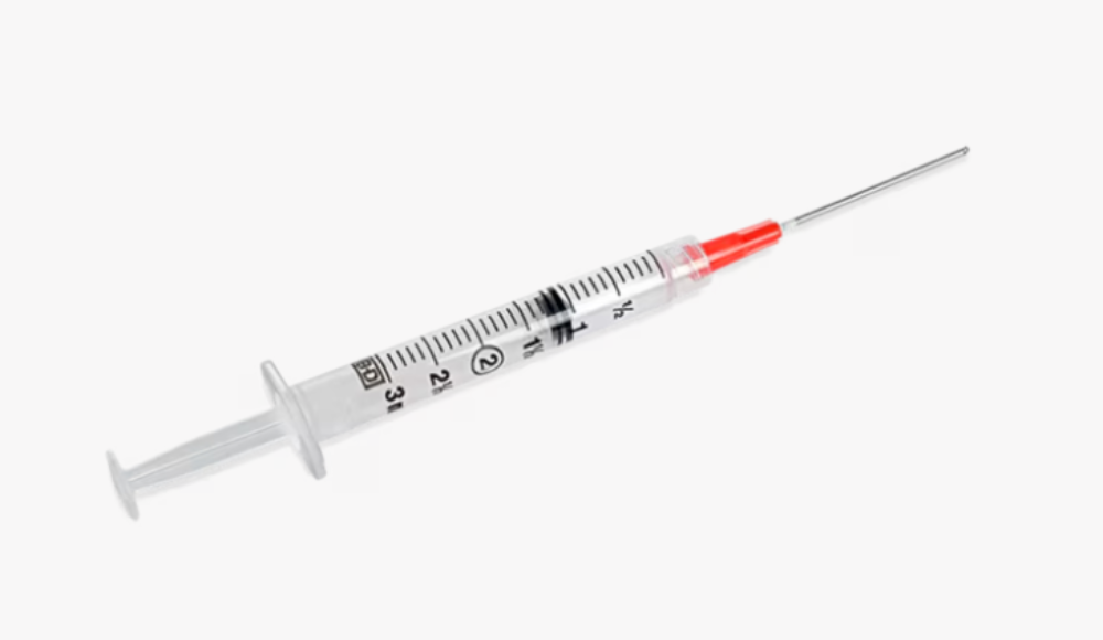 The BD 3cc (3ml) 18G x 1 1/2" Luer-Lok Syringe w/ Blunt Fill Needle from MedNeedles/MedPlus, filled with a small amount of liquid, is shown against a white background.